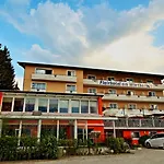 Flairhotel Am Wörthersee 4*