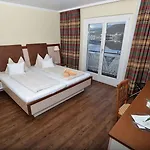 Flairhotel Am Woerthersee Hotel Velden am Woerthersee