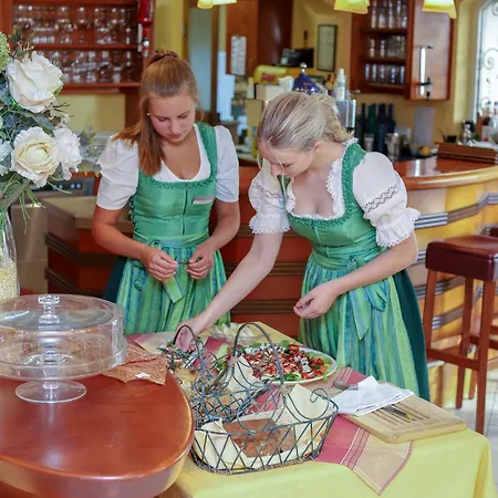 Flairhotel Am Woerthersee