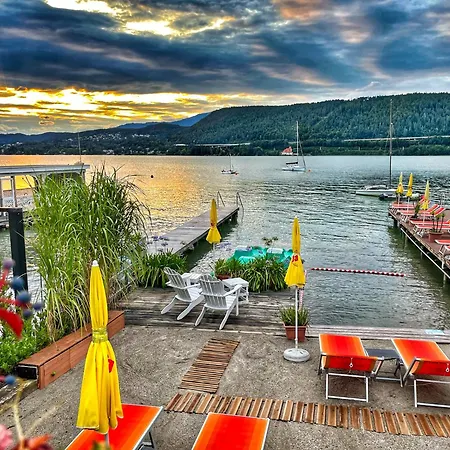 Flairhotel Am Woerthersee Отель 4*