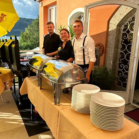 ホテル Flairhotel Am Woerthersee 4*