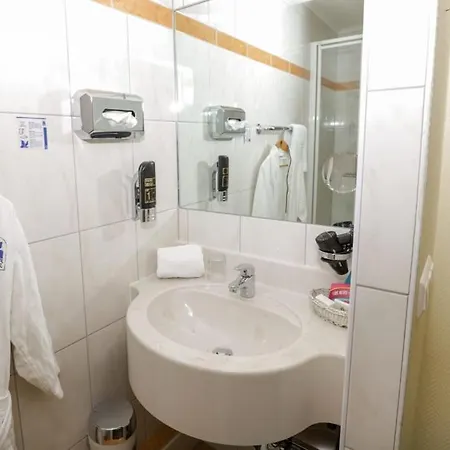 Flairhotel Am Woerthersee 4*