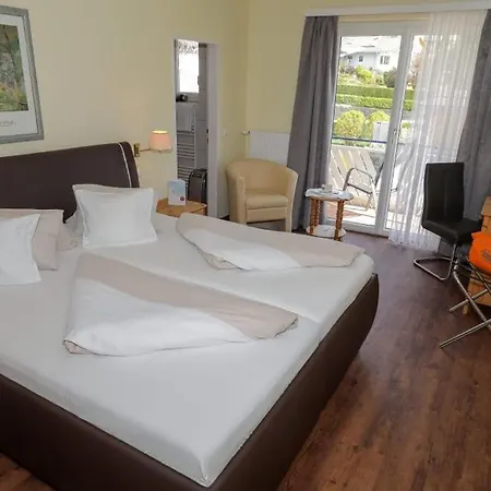 Flairhotel Am Woerthersee 4*