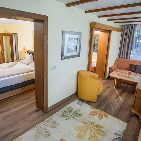 Flairhotel Am Woerthersee Hotel 4*