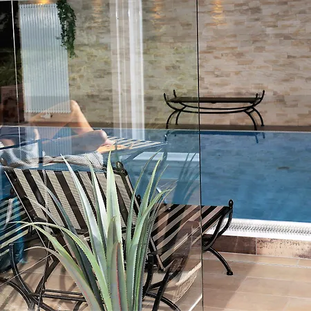 Hotel Flairhotel Am Woerthersee 4*