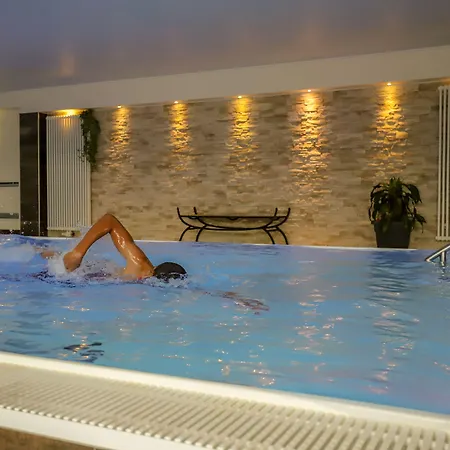 Hotel Flairhotel Am Woerthersee 4*