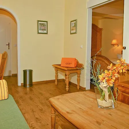 Отель Flairhotel Am Woerthersee Фельден-ам-Вёртер-Зе