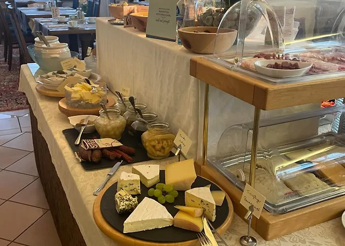 Flairhotel Am Woerthersee 벨덴암워스에르시