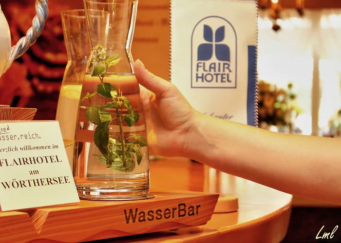 Отель Flairhotel Am Woerthersee 4*