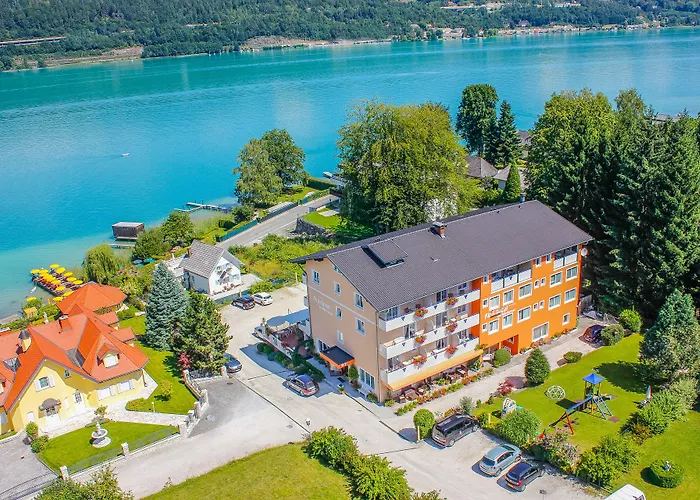 Flairhotel Am Woerthersee 4*