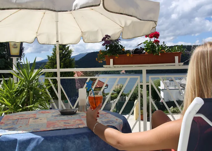 Flairhotel Am Woerthersee Фельден-ам-Вёртер-Зе