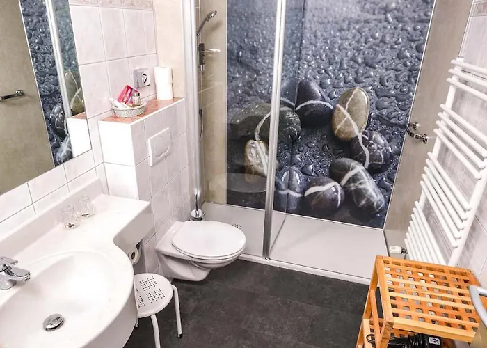 Flairhotel Am Woerthersee 호텔 4*