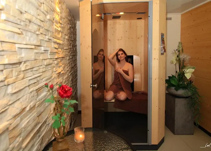 Отель Flairhotel Am Woerthersee 4*